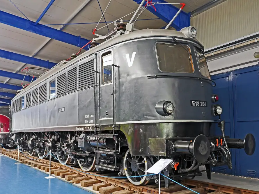 Alte Lok im Oldtimermuesum Rügen